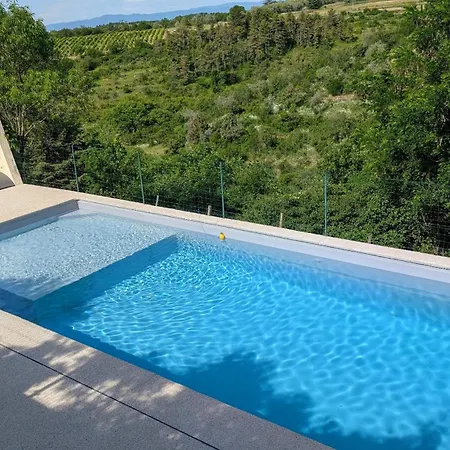 Gites Sud Ardeche Lou Quieou Uzer  Room photo